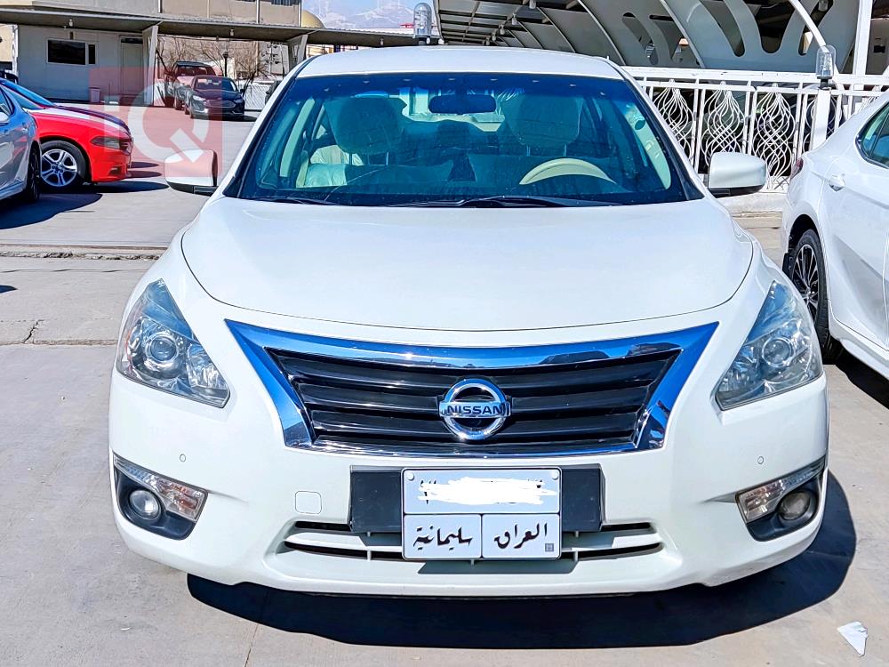 نيسان ألتيما